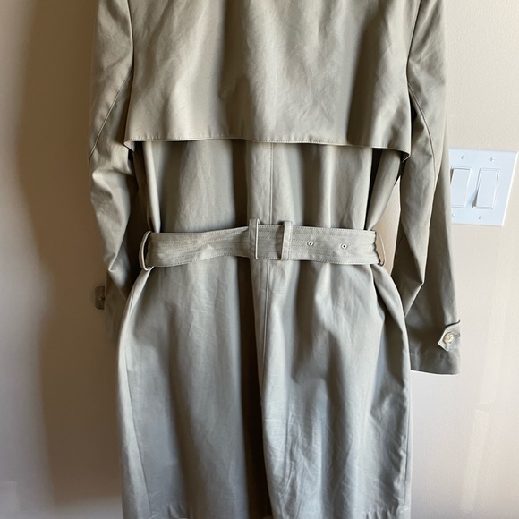 Gap classic beige trench coat - Picture 2 of 3
